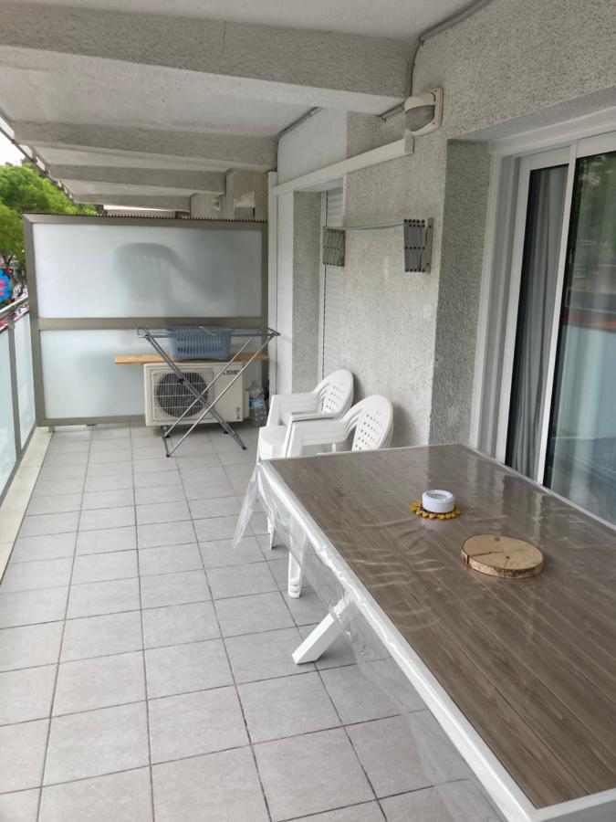 Chez Chantal 3 Chambres Au Centre Touristique De Salou Avec Garage Екстер'єр фото